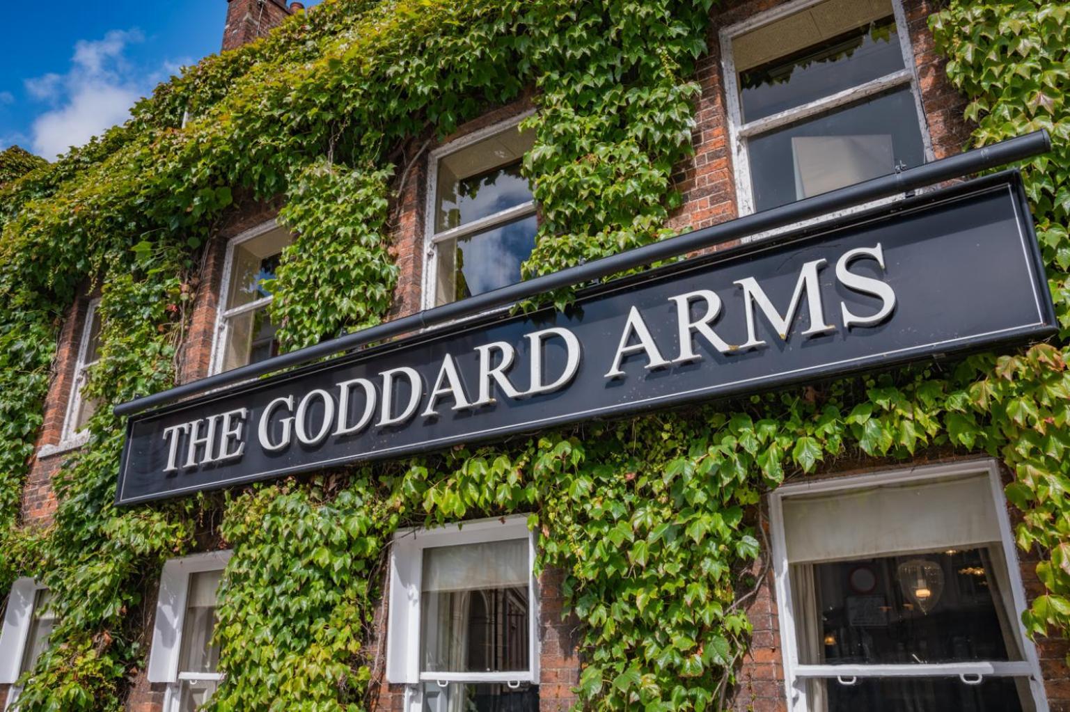 The Goddard Arms Hotel Swindon Luaran gambar