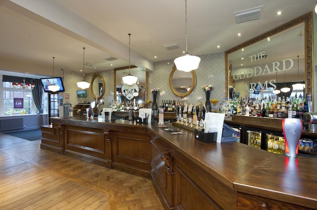 The Goddard Arms Hotel Swindon Luaran gambar