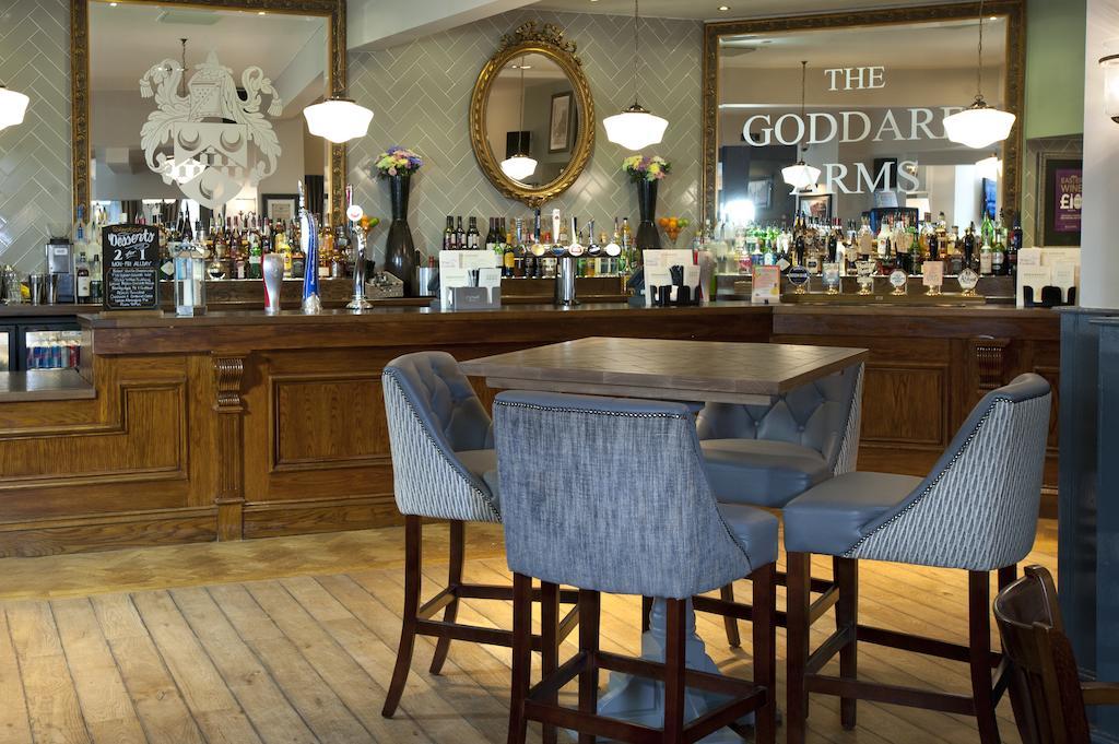 The Goddard Arms Hotel Swindon Luaran gambar