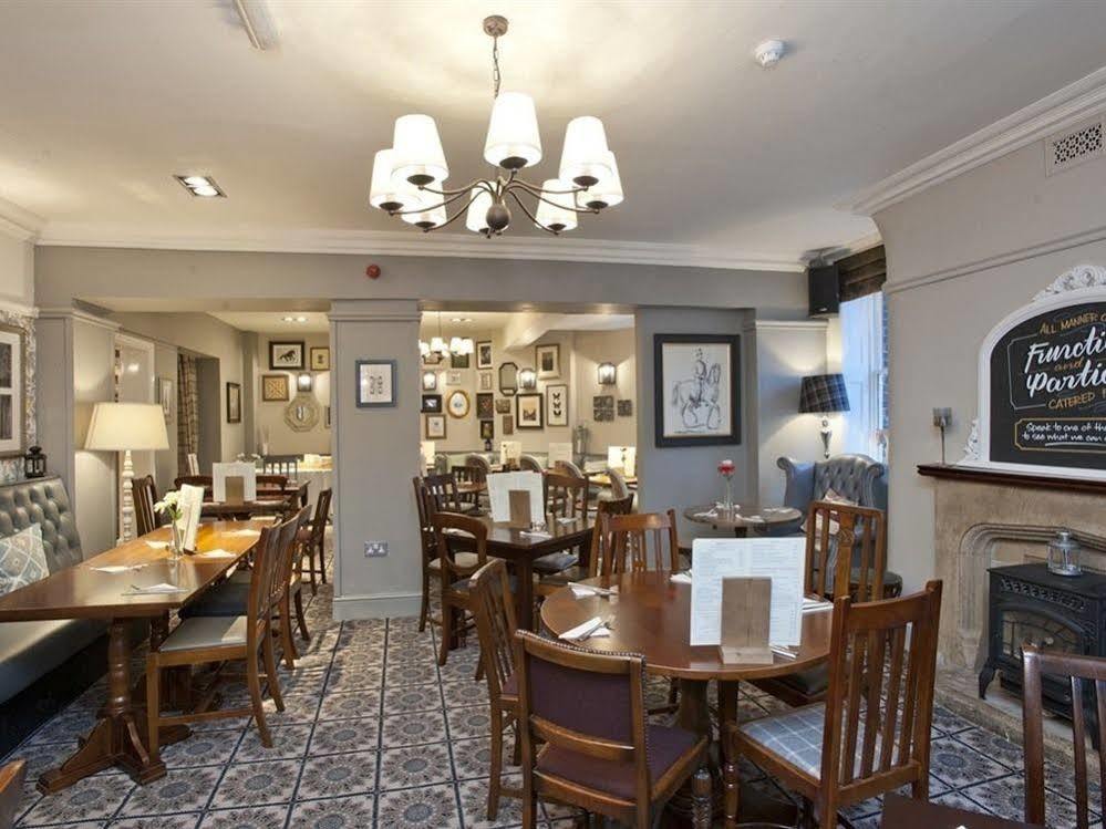 The Goddard Arms Hotel Swindon Luaran gambar
