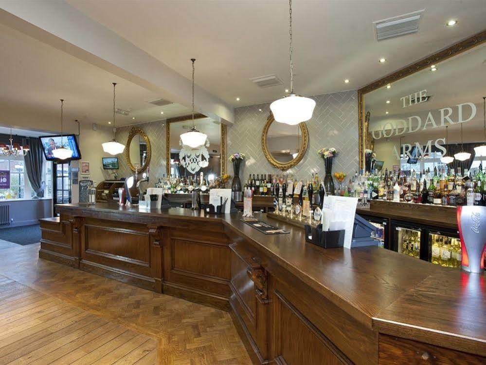 The Goddard Arms Hotel Swindon Luaran gambar