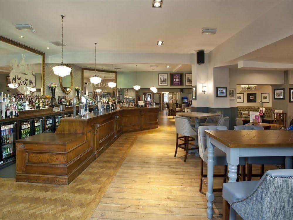 The Goddard Arms Hotel Swindon Luaran gambar